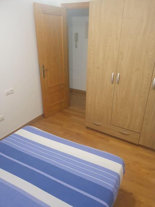 4F, Aire Acondic, 80M2, 2 Dormitorios, 4 Huespedes, Wifi Gratis La Línea de la Concepción Buitenkant foto